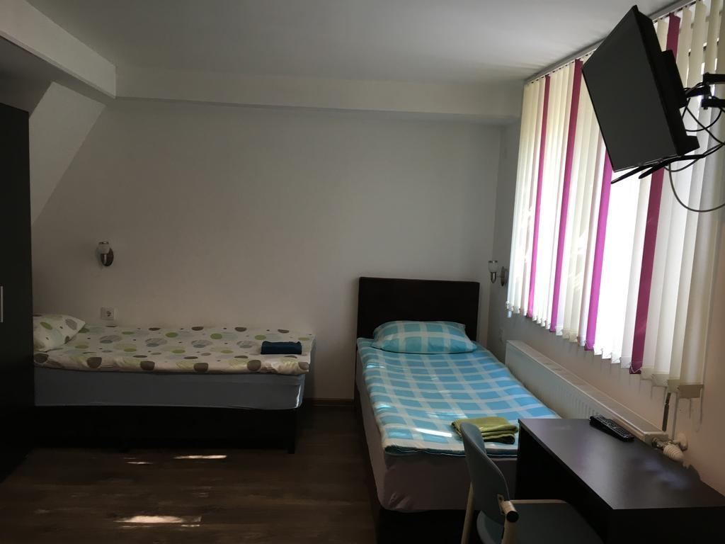 Pension Haus Baron 2 Friedrichsfeld Edingen-Neckarhausen Kültér fotó